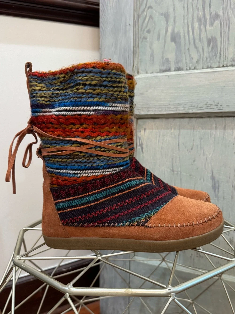 TOMS Brown Suede Nepal Boots 8.5 Colorful boho western native